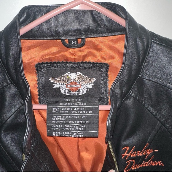 Harley Davidson Leather Jacket - Picture 3 of 4